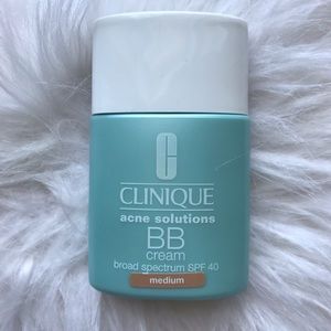 CLINIQUE ACNE SOLUTIONS BB CREAM